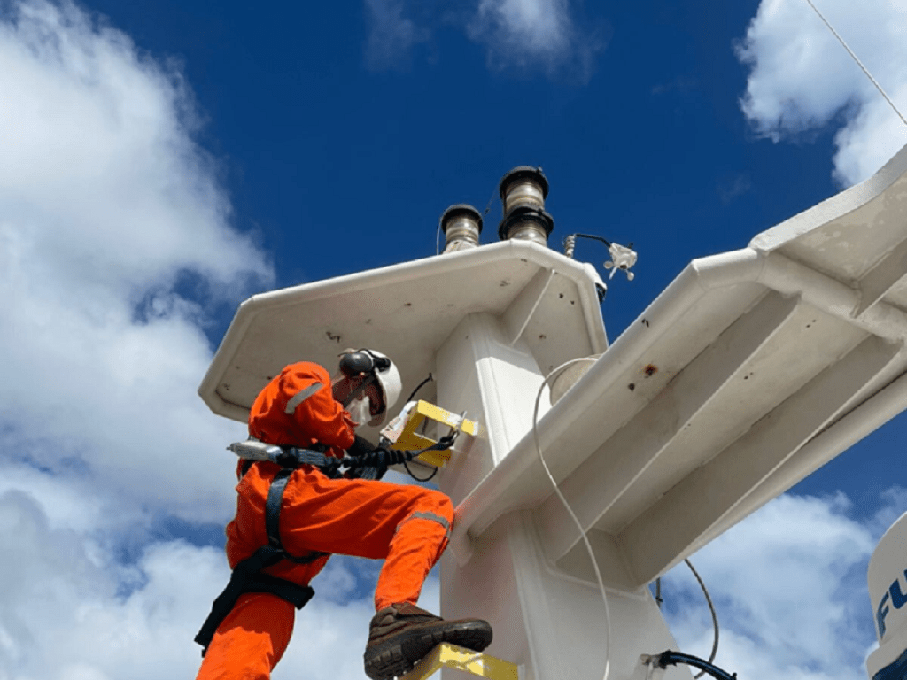 MANUTENÇÃO A BORDO PETROBRAS - PRAXI BRASIL